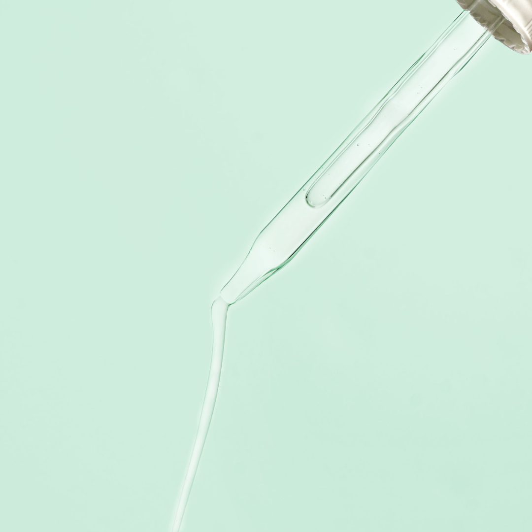 Sea Kale + Hyaluronic Acid Complex Rejuvenating Skin Serum